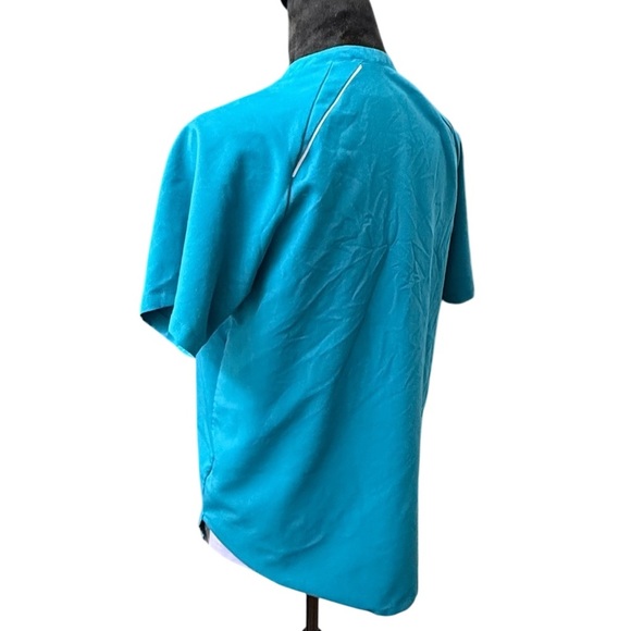 FIGS Yola Scrub Top | Technical Collection | Size Small | Pacific Blue - Picture 5 of 11